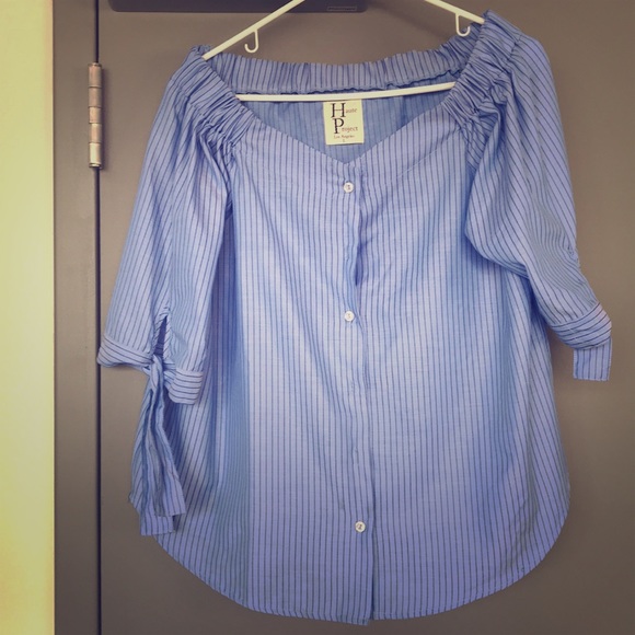 Cute Top - Picture 1 of 1